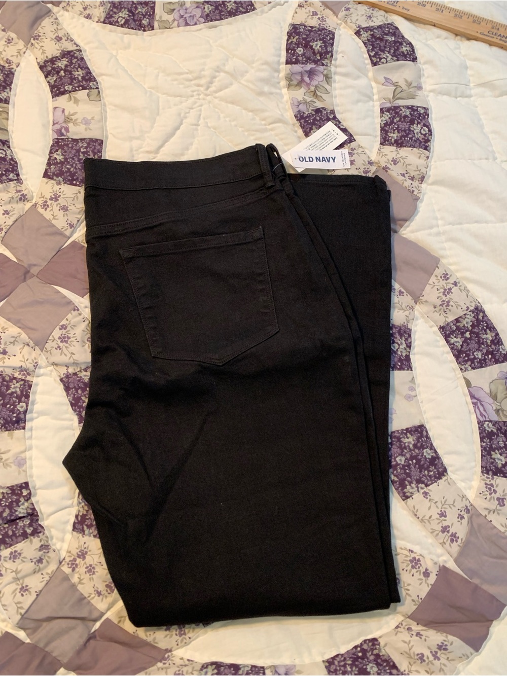 Old Navy Women's Black Jeans - Curvy Mid-Rise
